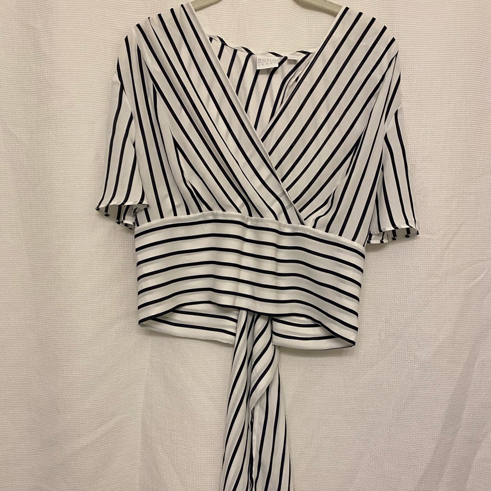 Soho Cropped/ Wrap Blouse